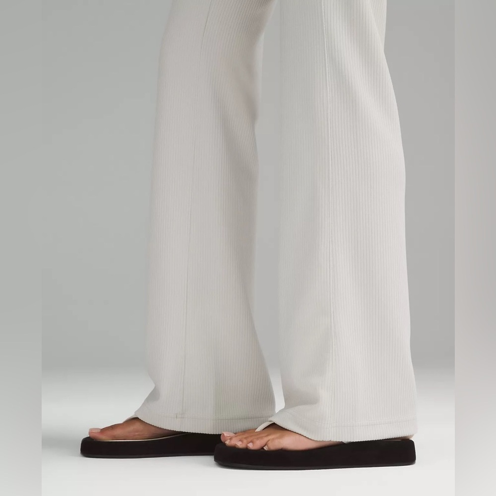 NWT Lululemon Ribbed Softstreme Flared Pant *Regular Bone Size 12 - Picture 5 of 9